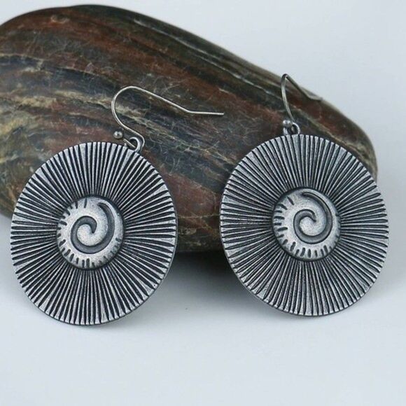 Artisan Metal Steampunk Grunge Ethnic Round Drop Earrings NEW 2A2 - Picture 9 of 9